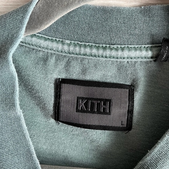 Kith Tshirt - Picture 2 of 2